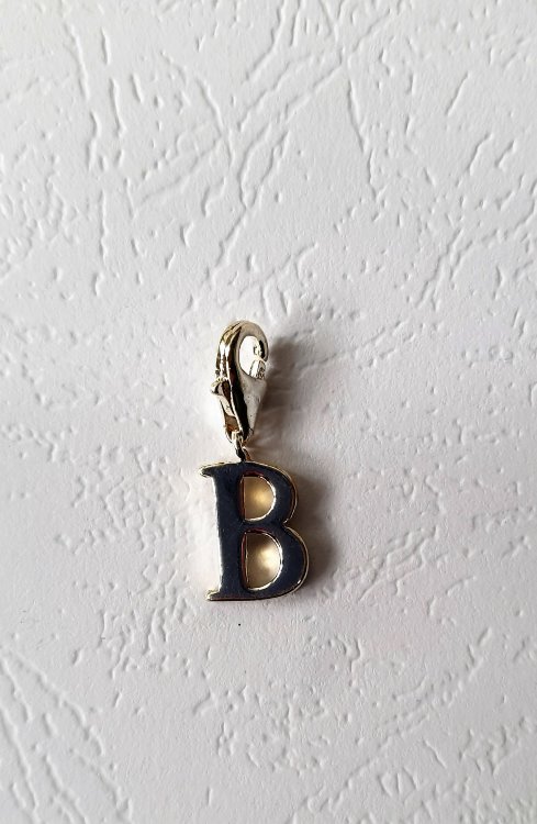 Подвеска "B" на застежке, металл, 3 см